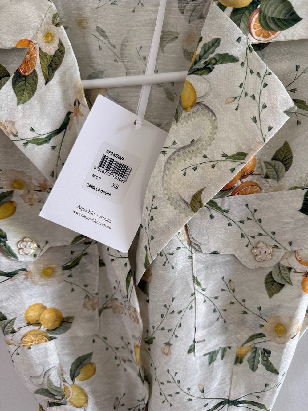 Agua Bendita Lemon-Print Button Midi Dress in White and Yellow - Picture 3 of 6